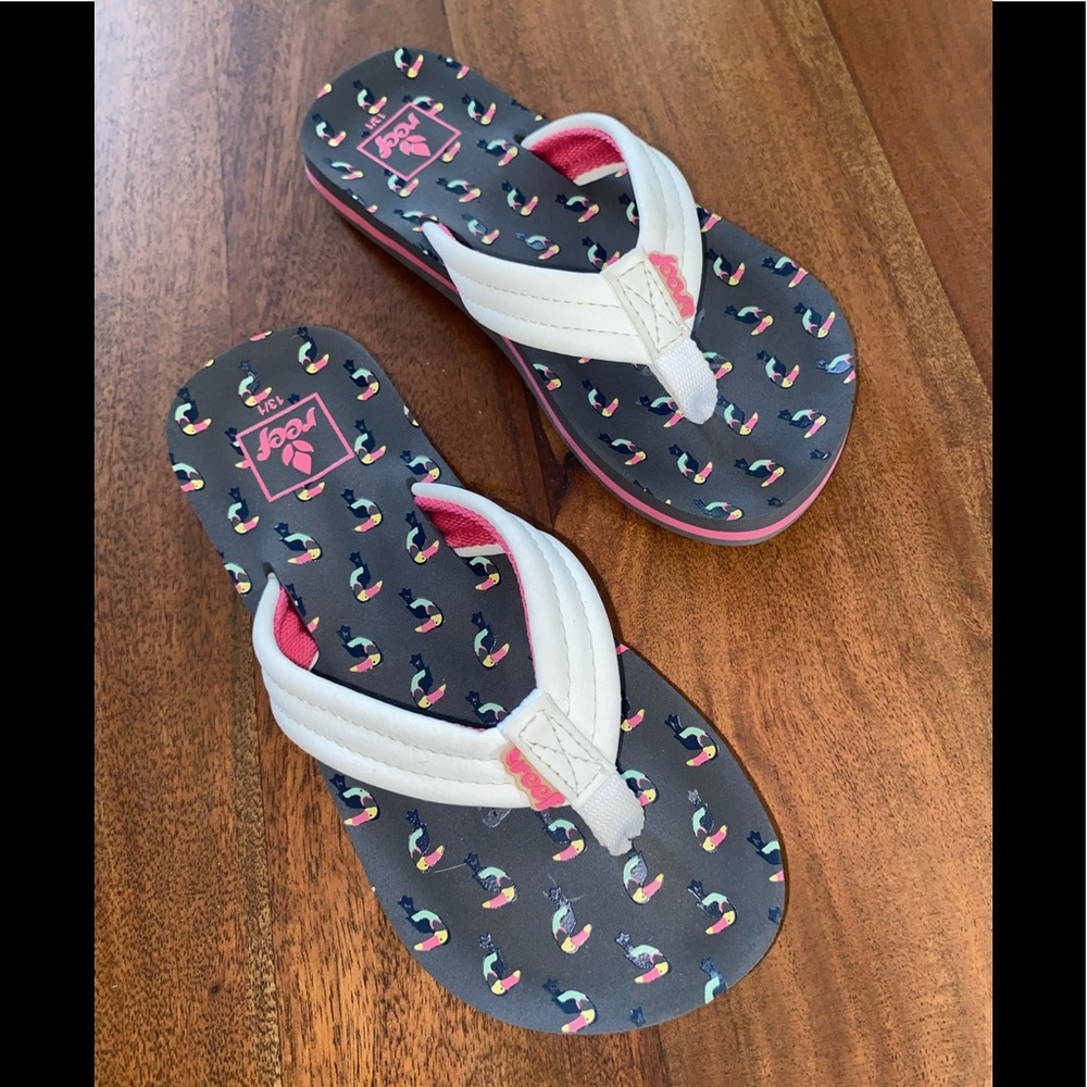 EUC Girl’s Reefs - Sz 13/1